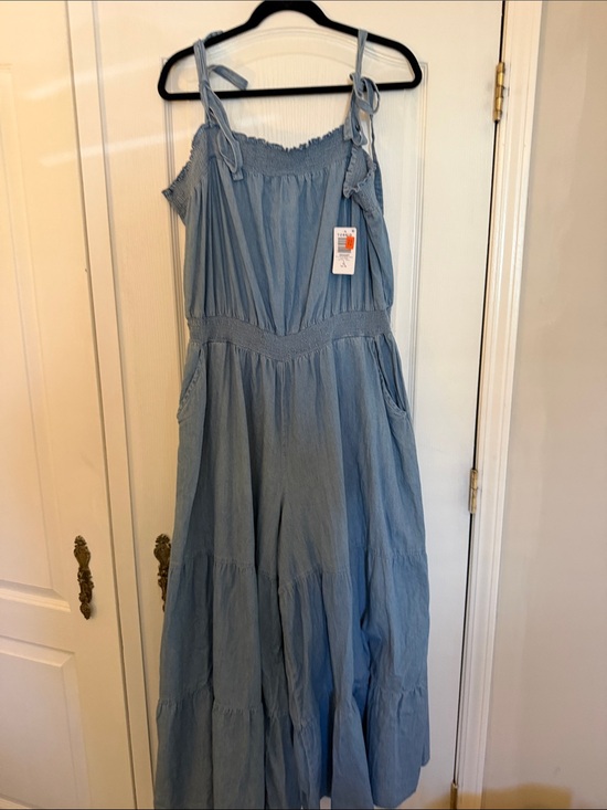 torrid Pants - Torrid Festi self tie chambray wide leg jumpsuit light wash NWT Size 1X